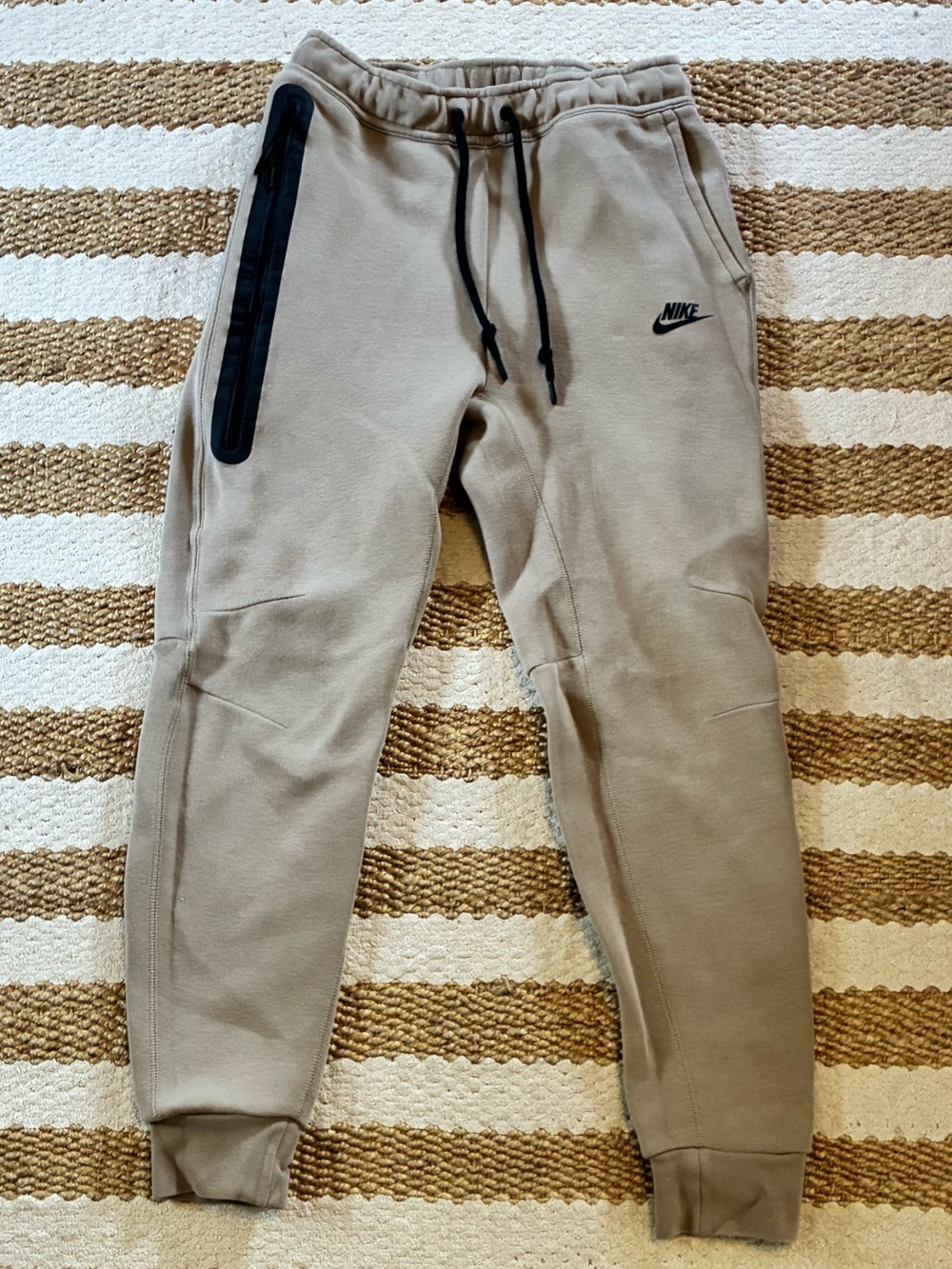 Nike Tech Fleece Joggers Tan Beige Men's small